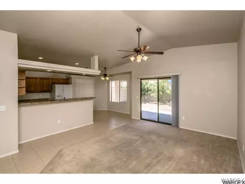 3318 E Cane Dr, Kingman, AZ 86409 photo 4
