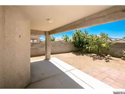 3318 E Cane Dr, Kingman, AZ 86409 photo 2
