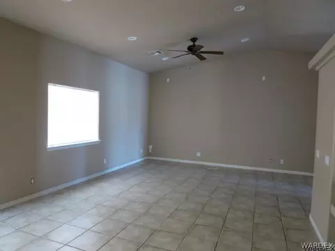 2208 Casa Loma St, Needles, CA 92363 photo 4