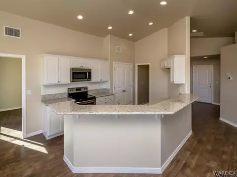 3935 E Suffock Ave, Kingman, AZ 86409 photo 5