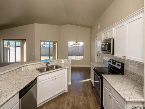 3935 E Suffock Ave, Kingman, AZ 86409 photo 6