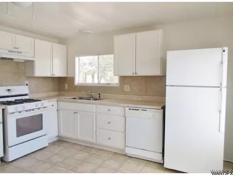 2615 E Ames Ave, Kingman, AZ 86409 photo 5