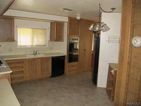 2765 E Ames Ave, Kingman, AZ 86409 photo 13