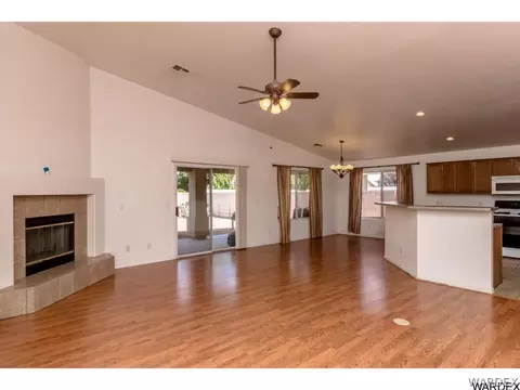 3961 E Packard Ave, Kingman, AZ 86409 photo 6