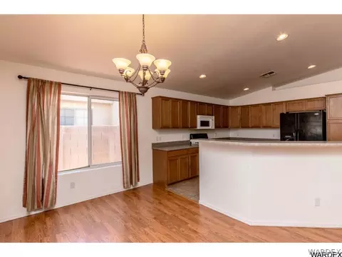 3961 E Packard Ave, Kingman, AZ 86409 photo 12