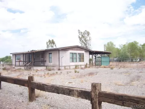 27647 Broadway, Bouse, AZ 85325 photo 3