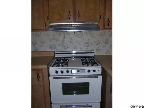 27647 Broadway, Bouse, AZ 85325 photo 9