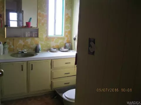 3588 E Warbler Ln, Kingman, AZ 86409 photo 8