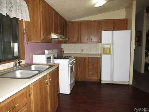 2145 E Snavely Ave, Kingman, AZ 86409 photo 5