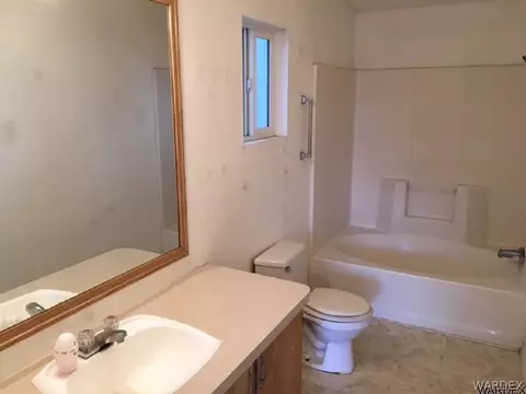 2910 E Ames Ave, Kingman, AZ 86409 photo 5