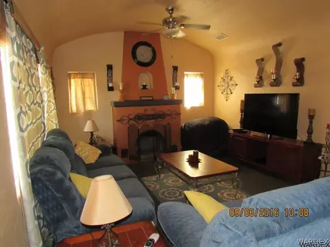1717 Washington St, Needles, CA 92363 photo 3