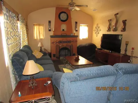1717 Washington St, Needles, CA 92363 photo 4