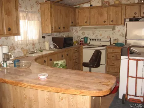 4580 E Kayenta Dr, Topock, AZ 86436 photo 5