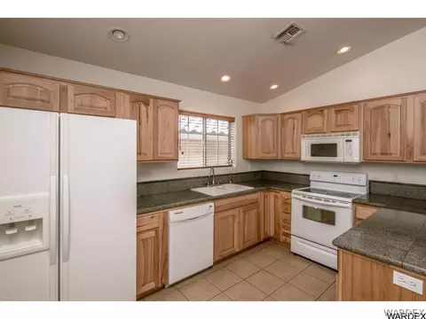 3057 Mallory Loop, Kingman, AZ 86401 photo 3