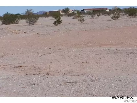 43443 Willamette Dr, Bouse, AZ 85325 photo 2