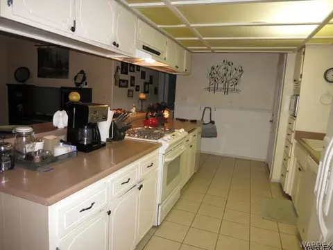 1924 Peru St, Needles, CA 92363 photo 3