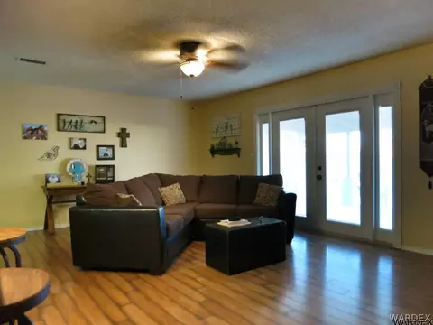 1924 Peru St, Needles, CA 92363 photo 8