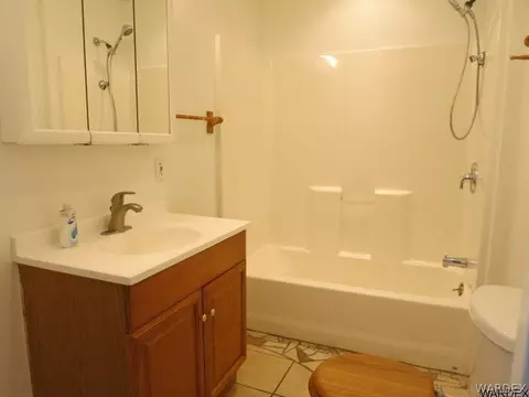 226 E Oak St, Kingman, AZ 86401 photo 9