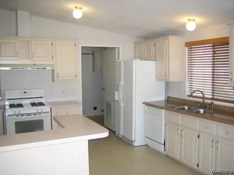 1340 E Suffock Ave, Kingman, AZ 86409 photo 8