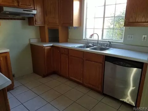 3775 E Packard Ave, Kingman, AZ 86409 photo 13