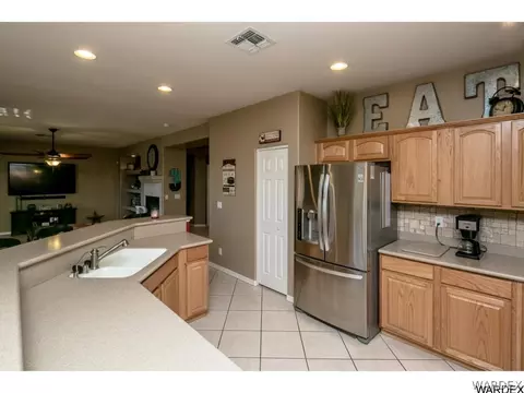 2056 John Wayne Dr, Kingman, AZ 86409 photo 14