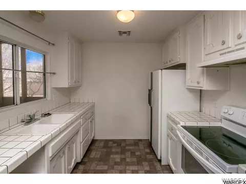 3847 E Snavely Ave, Kingman, AZ 86409 photo 5