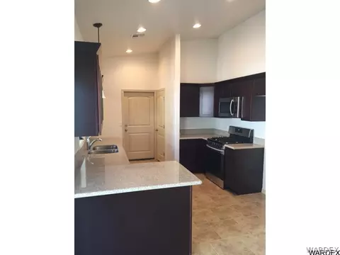 2960 E Neal Ave, Kingman, AZ 86409 photo 8
