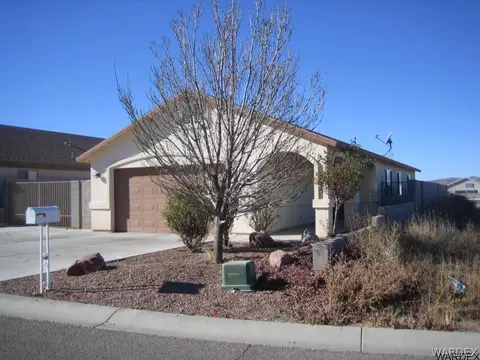 3469 N Apache St, Kingman, AZ 86401 photo 2
