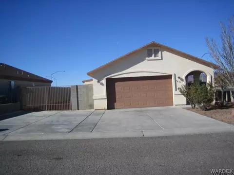 3469 N Apache St, Kingman, AZ 86401 photo 1