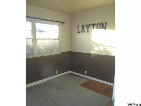 909 Bailey Ave, Needles, CA 92363 photo 4