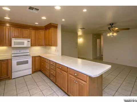 997 Shadow Crest Cir, Kingman, AZ 86409 photo 9