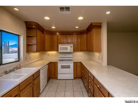 997 Shadow Crest Cir, Kingman, AZ 86409 photo 8