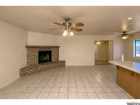 997 Shadow Crest Cir, Kingman, AZ 86409 photo 3