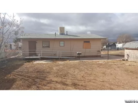 3711 E Robin Ln, Kingman, AZ 86409 photo 4