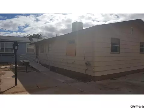 3711 E Robin Ln, Kingman, AZ 86409 photo 3