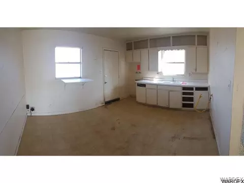 3711 E Robin Ln, Kingman, AZ 86409 photo 5