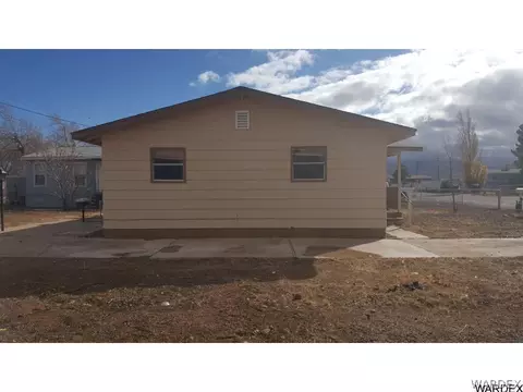 3711 E Robin Ln, Kingman, AZ 86409 photo 2