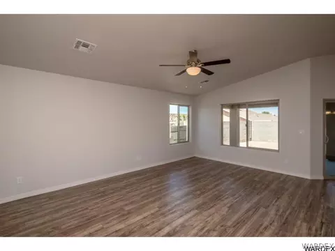 2823 Chambers Ave, Kingman, AZ 86401 photo 4