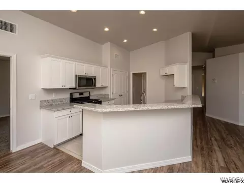 2823 Chambers Ave, Kingman, AZ 86401 photo 5