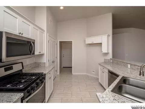 2823 Chambers Ave, Kingman, AZ 86401 photo 24