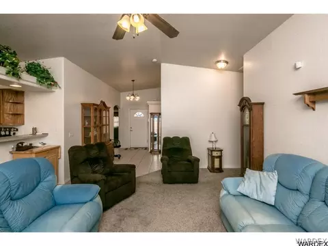 3327 E Cane Dr, Kingman, AZ 86409 photo 9