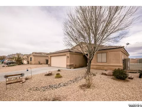 3327 E Cane Dr, Kingman, AZ 86409 photo 3