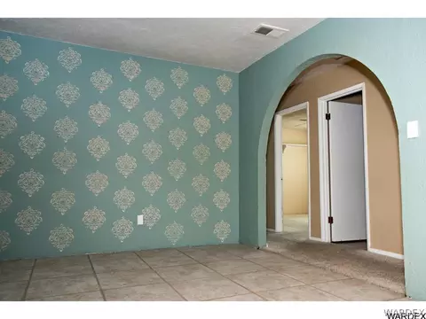 2012 Peru St, Needles, CA 92363 photo 4