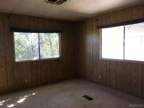 4449 N Eagle Dr, Kingman, AZ 86409 photo 4