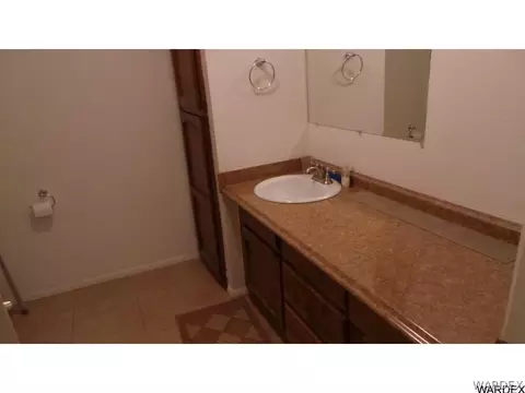 565 E Beverly Ave, Kingman, AZ 86409 photo 9