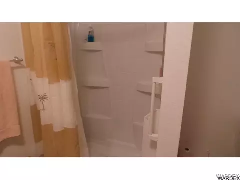 565 E Beverly Ave, Kingman, AZ 86409 photo 10