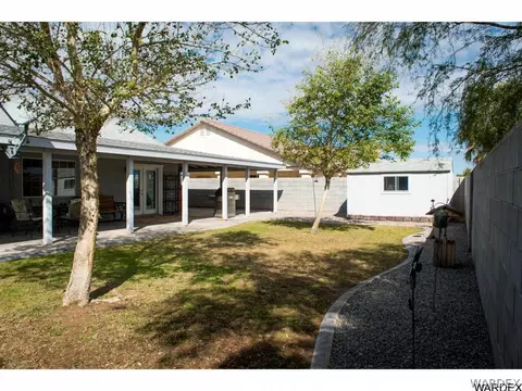 2259 Casa Linda St, Needles, CA 92363 photo 2