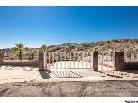 2359 Risco Ln, Laughlin, NV 89029 photo 4