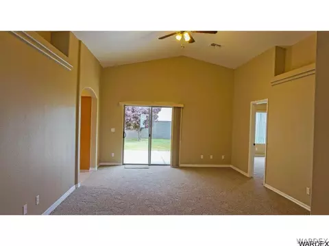 3458 N Apache St, Kingman, AZ 86401 photo 5
