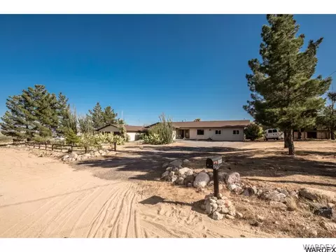 2122 E Cactus Wren Rd, Kingman, AZ 86409 photo 4